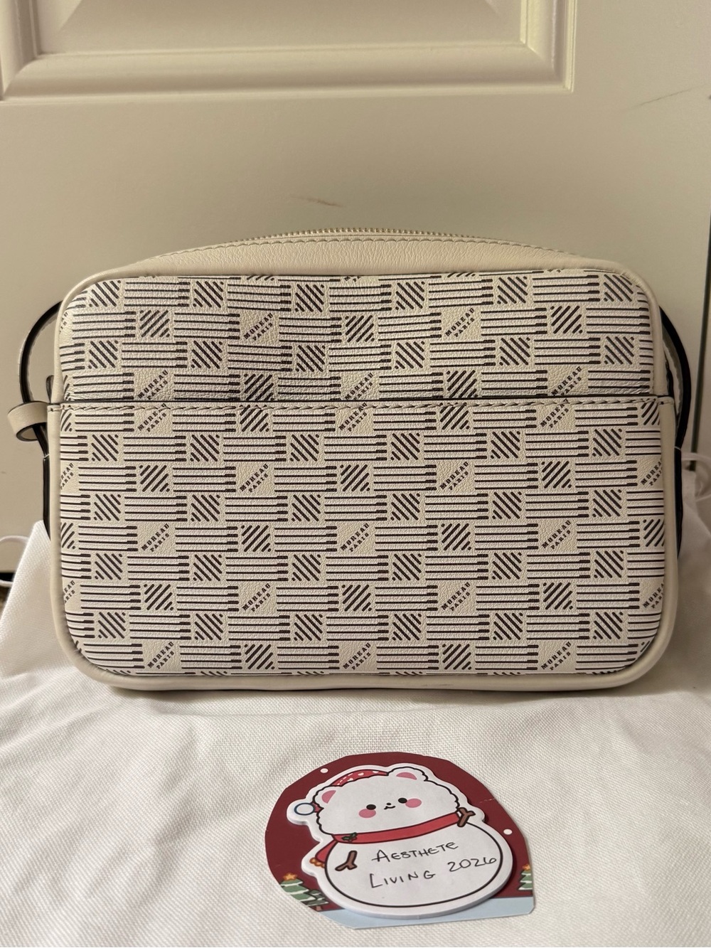 Moreau Paris Savoie 24 Pm Shoulder Bag in Ivory